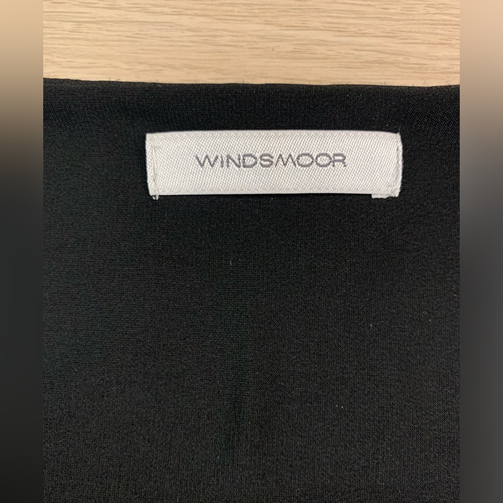 Windsmoor Black and Blue Pleated and Stretchy Shift Dress - Picture 4 of 5